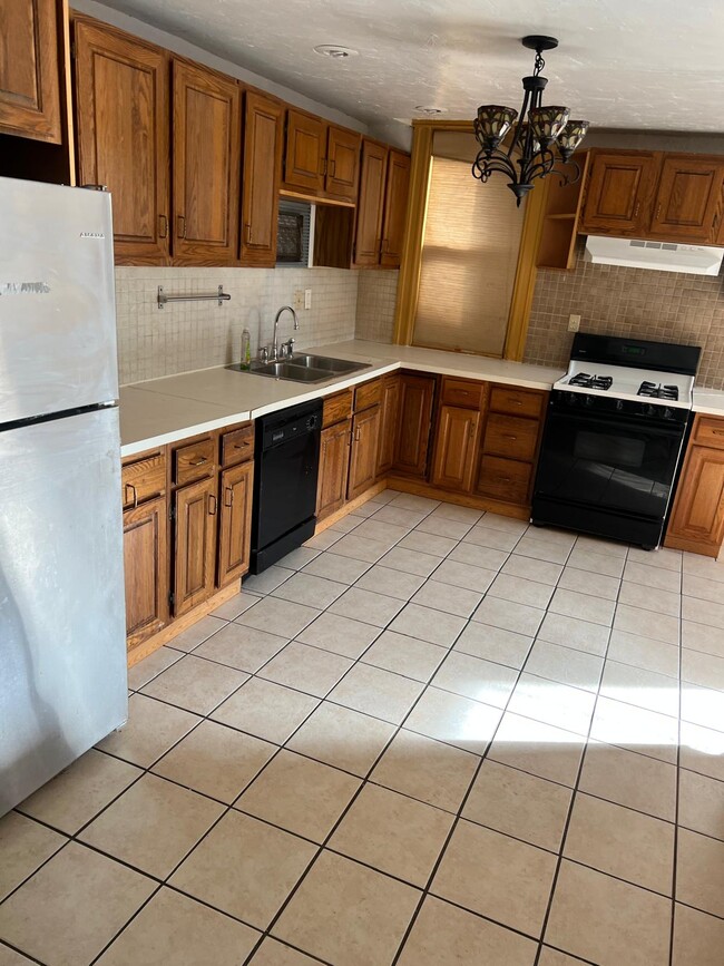 Photo - 518 Washington Ave Unit B