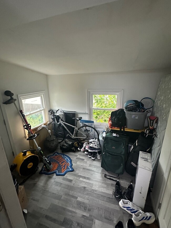 Photo - 276 Linden Ave