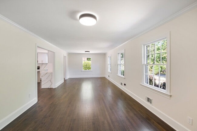 Photo - 4621 Woodridge Dr