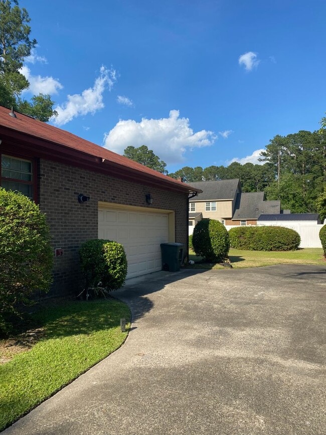 Photo - 3 Bedroom 3 Bath Brick Ranch