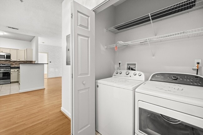 Photo - 21 Hampshire Rd Unit 101