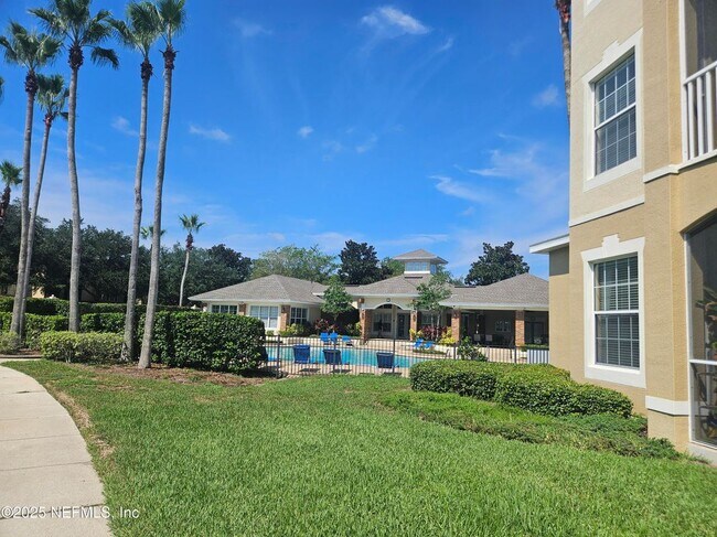 7801 Point Meadows Dr Unit 2208