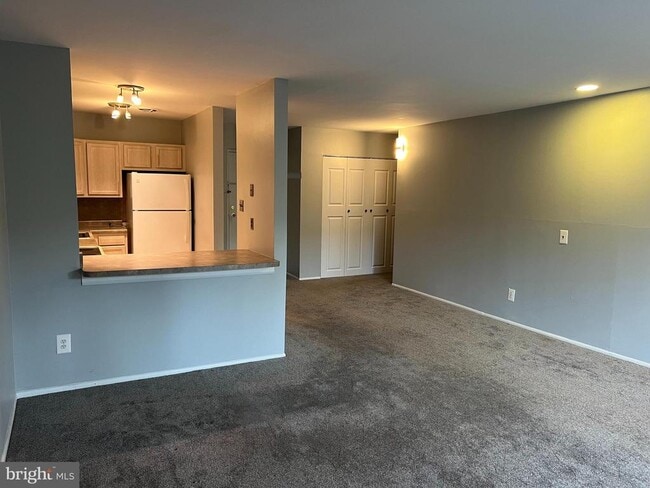 Photo - 46 Township Line Rd Unit 209