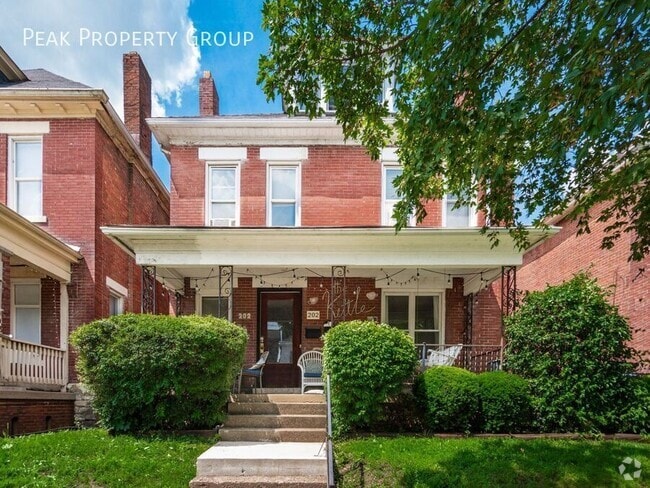 Building Photo - 202 W 8th Ave Rental