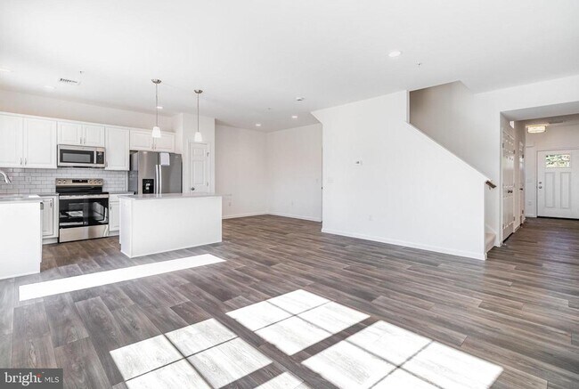 Photo - 7843 Briarwood Dr