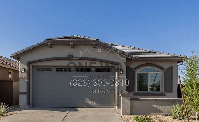 9640 E Thunderbolt Ave