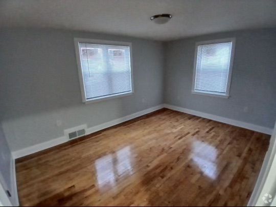 Building Photo - 37 Ridgeview Ave Rental