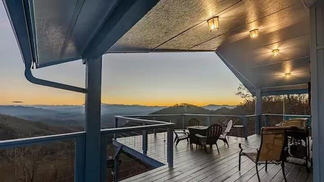 Photo - 608 Flowers Gap Rd