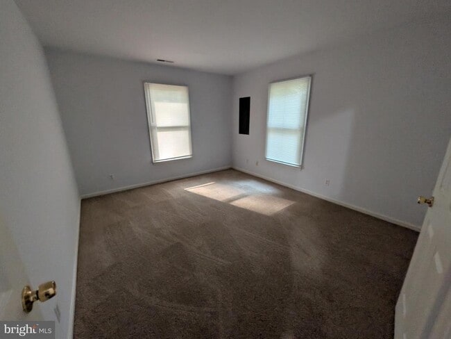 Photo - 627 Davol Rd
