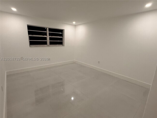 6070 W 19th Ave Unit 315