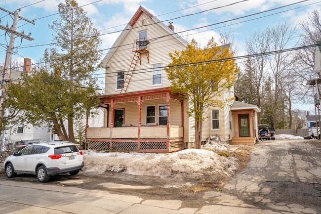 Photo - 8 Weston St Unit 2