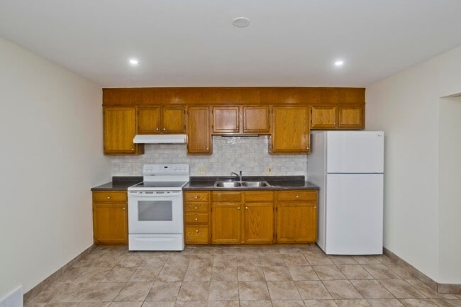 Photo - 181 State St Unit 2