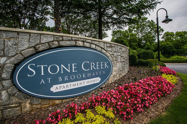 Welcome to Stone Creek at Brookhaven