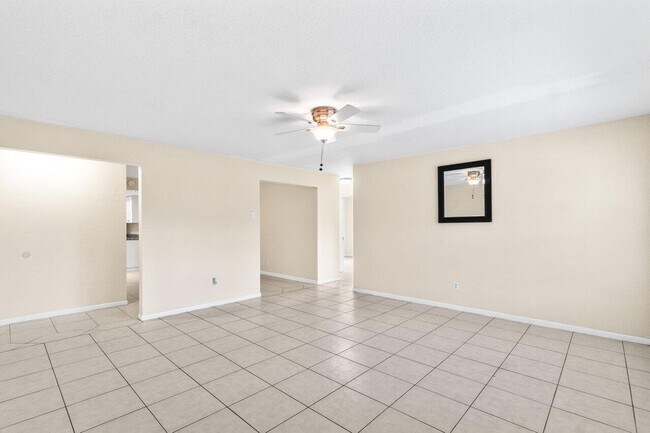 Photo - 3639 Harlowe Ave