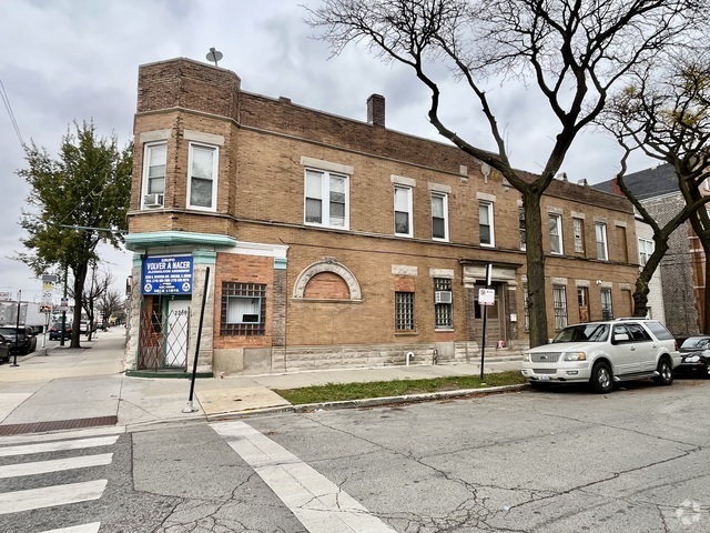 Building Photo - 2259 S Western Ave Rental