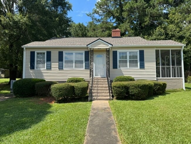 Building Photo - 245 Beechwood Cir