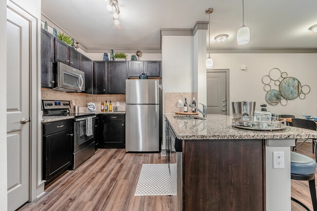 Sorrel Phillips Creek Ranch - Sorrel Phillips Creek Ranch