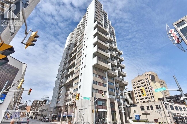 Photo - 380 Pelissier St Unit 904