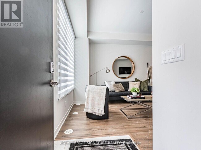 Photo - 3425 Ridgeway Dr