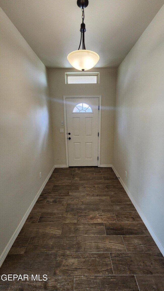 4561 Mark Avizo House House Rental in El Paso, TX