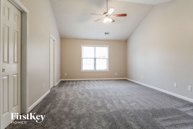 Photo - 1654 Amhearst Walk Rd