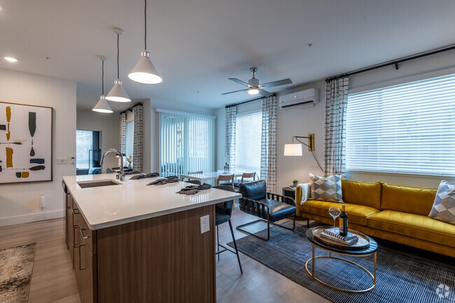 1BR, 1BA