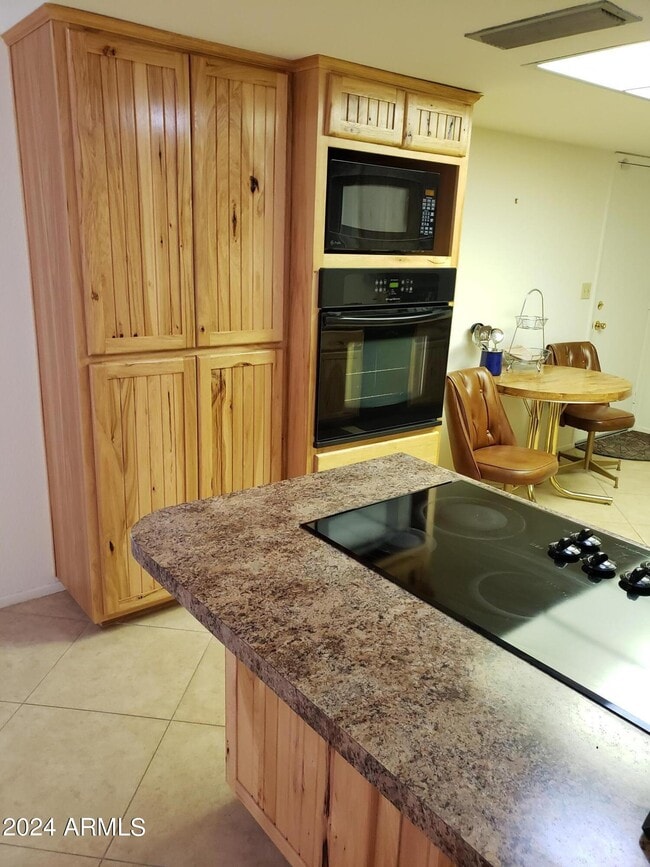 Photo - 908 S Ocotillo Dr