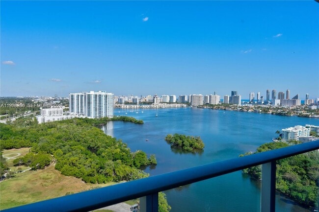 Photo - 16385 Biscayne Blvd Unit 2406