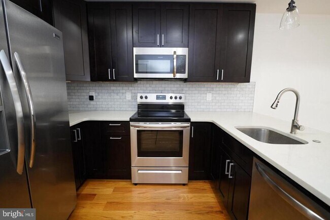 Photo - 2015 N 5th St Unit 2