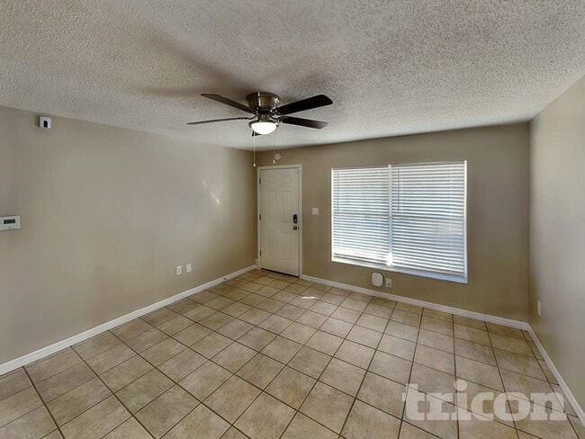 Photo - 11116 Stafford Ln