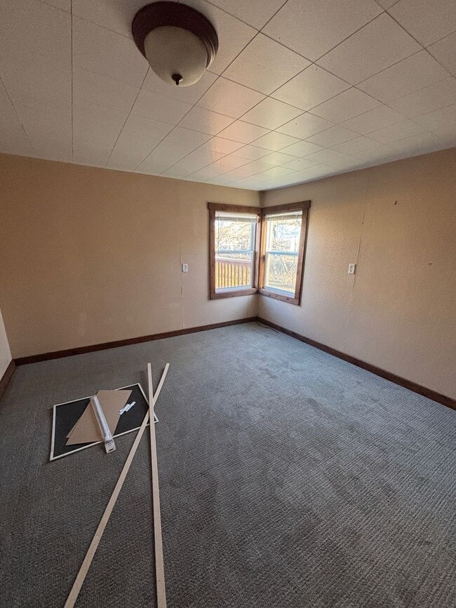 Photo - 4 Bedroom with East Gallatin in the backyard