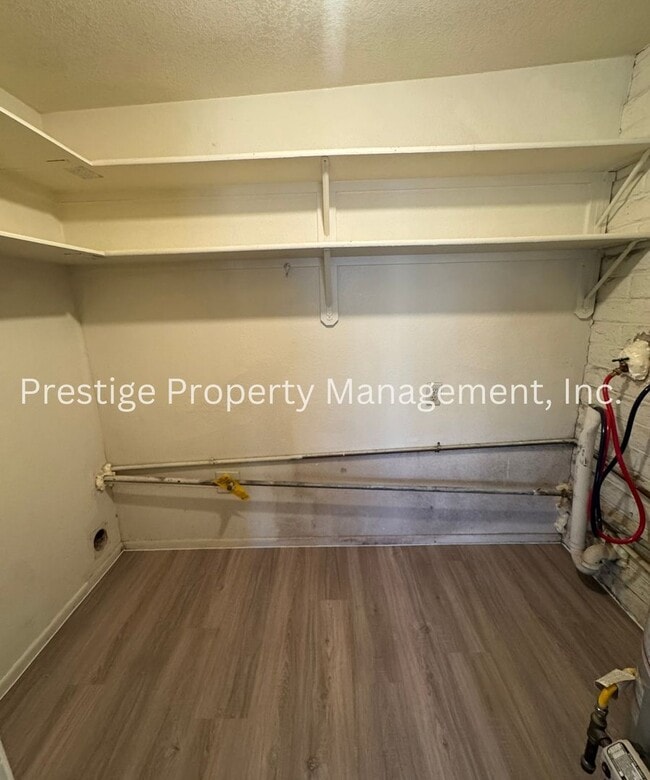 Photo - Check Out This 3/2 South-East Side Charmer!