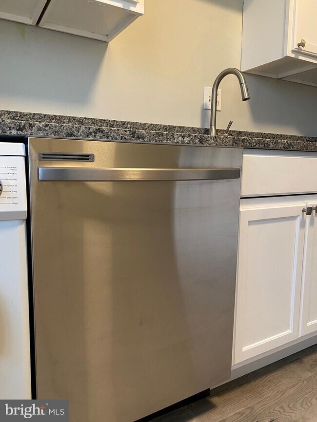 Photo - 4256 Buckman Rd Unit 27