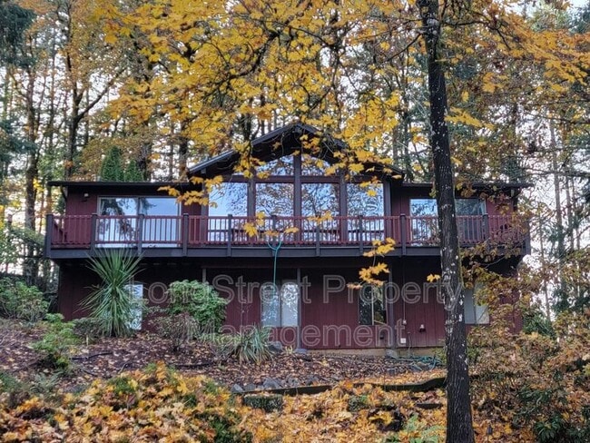 Building Photo - 2720 NW Glenwood Dr