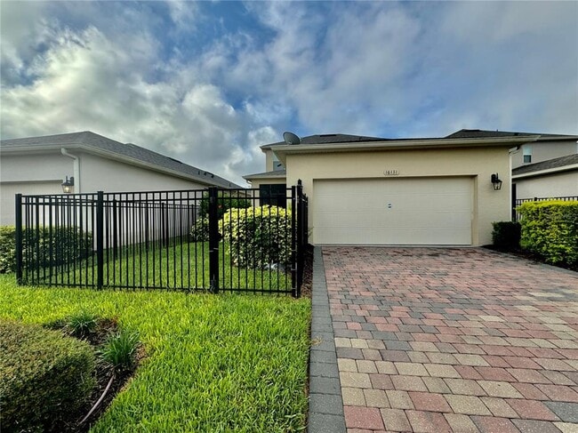 16131 Azure Key St