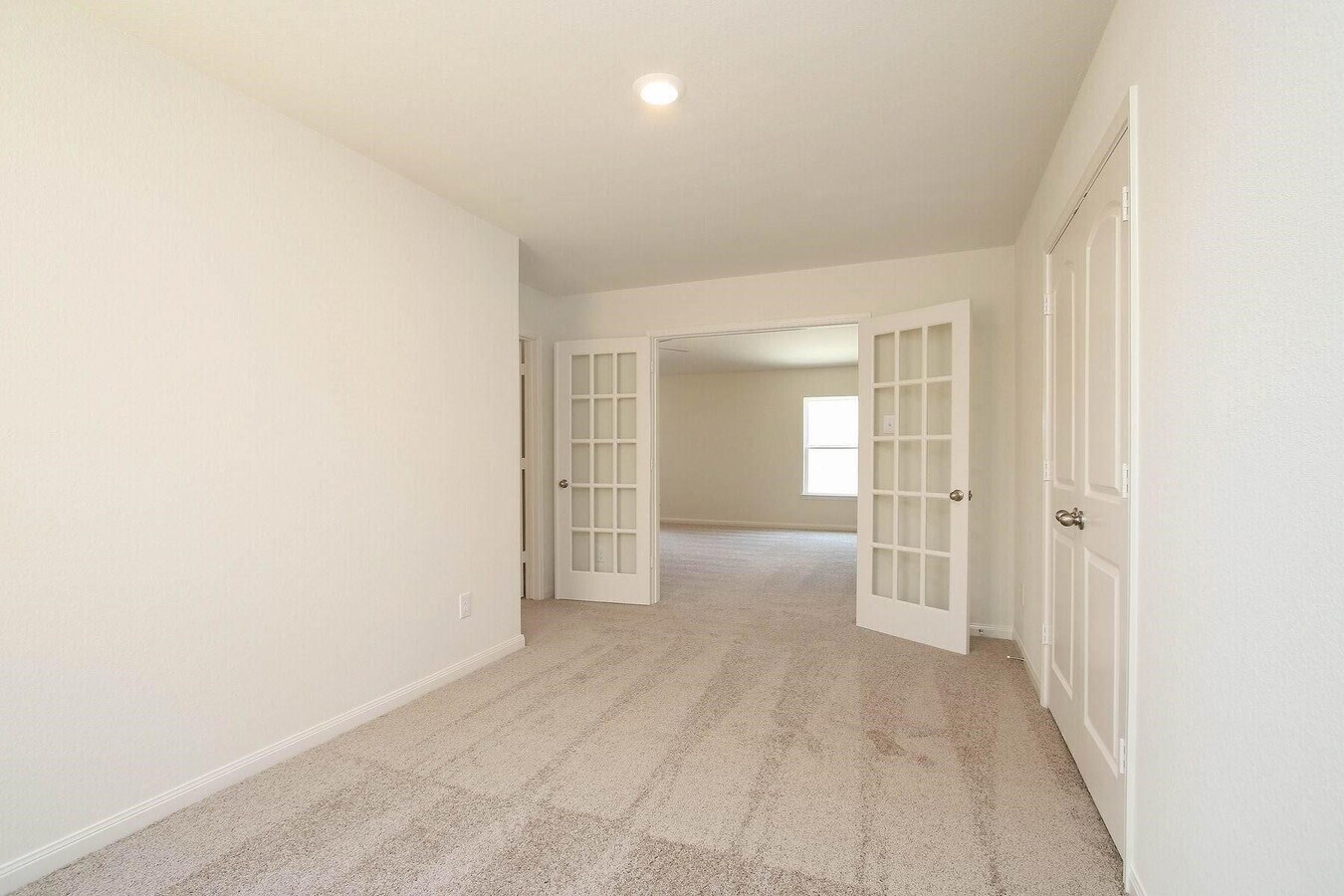 Photo - 432 Elaine Vly Dr