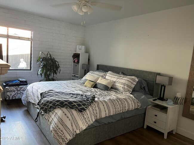 Photo - 3046 N 32nd St