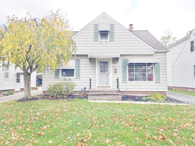 3 Bedroom 2 Bathroom Single Family Home - 3 Bedroom 2 Bathroom Single Family Home