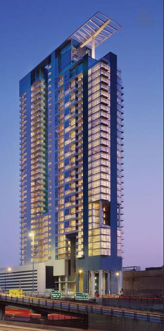 Building Photo - 737 W Washington Blvd Rental