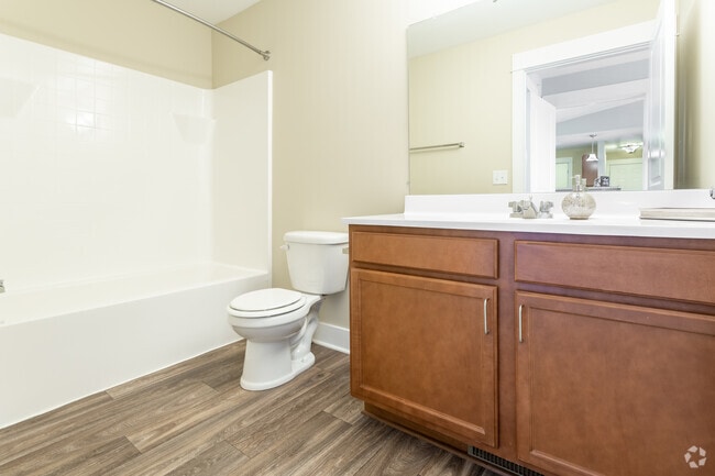 2BR,2BA,1040SF - The Orchid