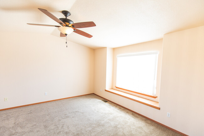 Photo - 2353 Saturn Cir Townhome