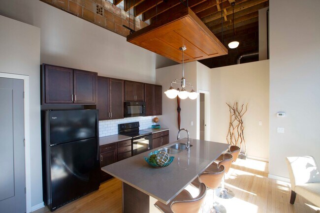 Photo - 11346 Iowa Ave