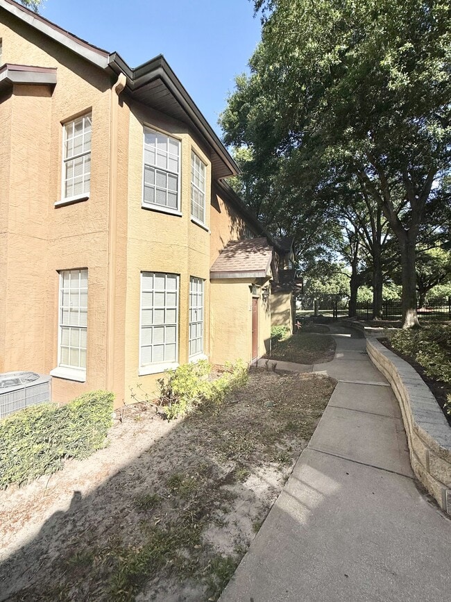 Photo - 6328 Raleigh St