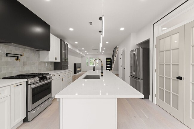 Photo - DC1026 Unit A