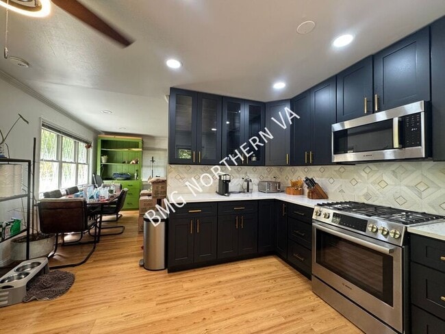 Photo - 6413 Berkshire Dr