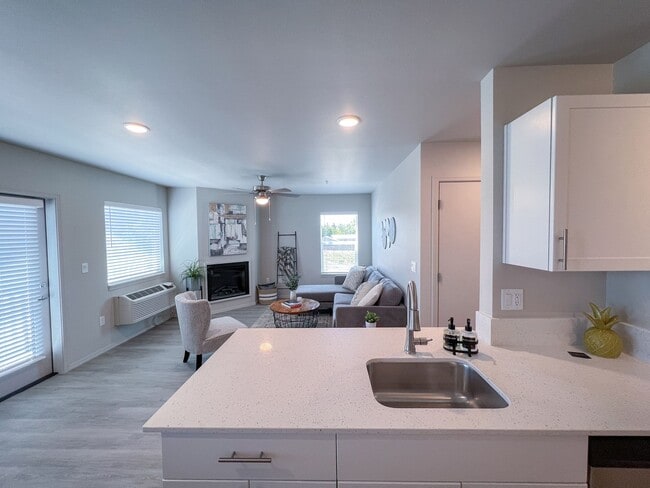 Photo - 1840 SW 15th St Unit 1840-101