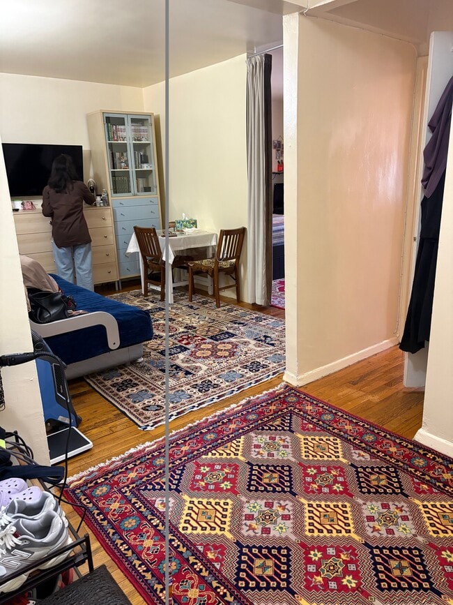 Building Photo - 2939 Avenue Y Unit 2A