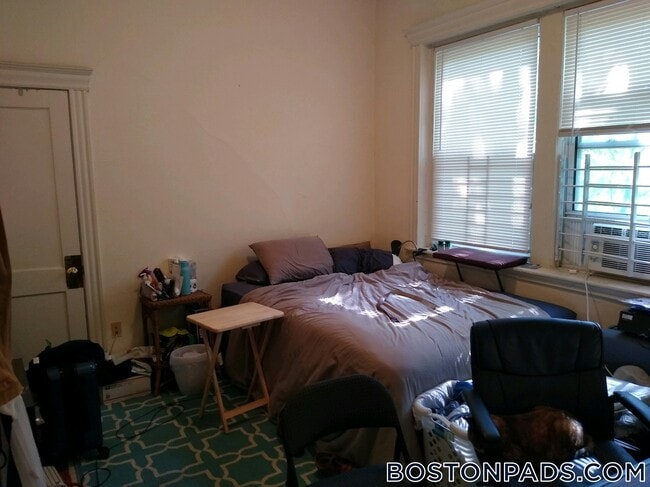 Photo - 124 Peterborough St Unidad 3