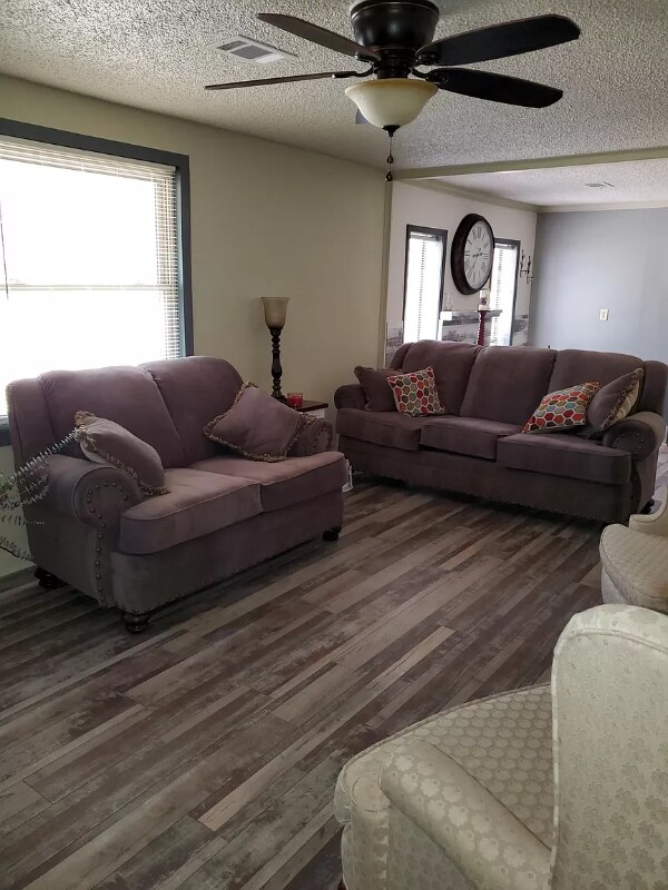 Photo - 1501 Pratt Cir