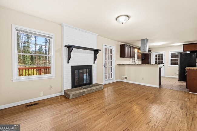 Photo - 816 Valley Creek Dr